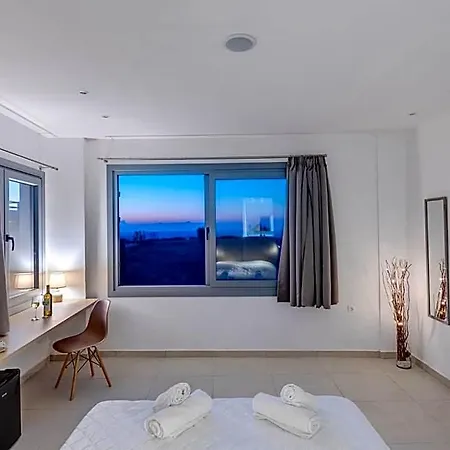Отель Chrysonisos With Sunset & Seaviews Near Kini Галиссас